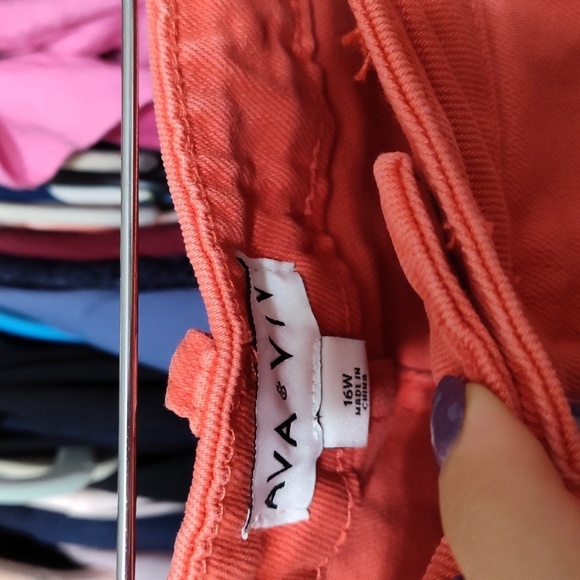 NWT Ava & Viv Denim Short in Tigerlily Wash  16W - Picture 6 of 8